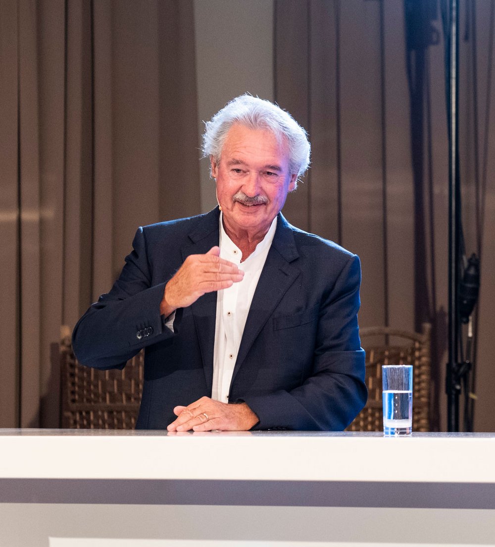 Jean Asselborn, luxemburgischer Außenminister bis 2023, spricht darüber, wie Europa nach der Wahl attraktiver wird und global an Macht gewinnt.