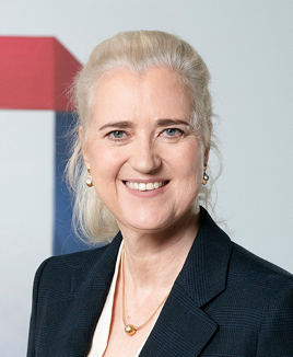 Angela Titzrath Vorstandsvorsitzende Hamburger Hafen und Logistik AG (HHLA)